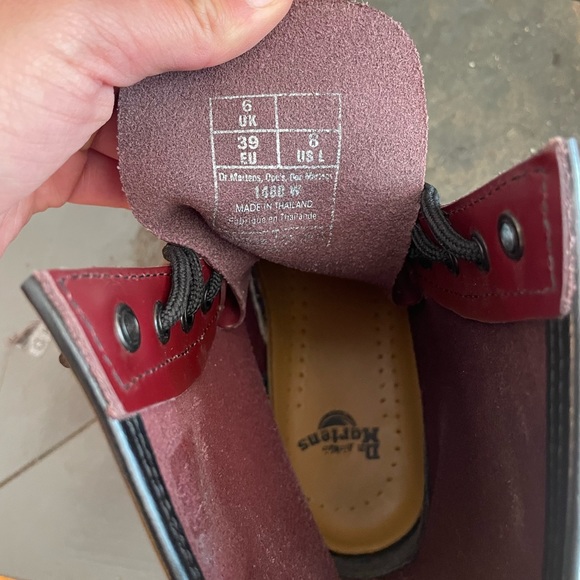 1460 Smooth Leather Lace Up Boots - Picture 7 of 7